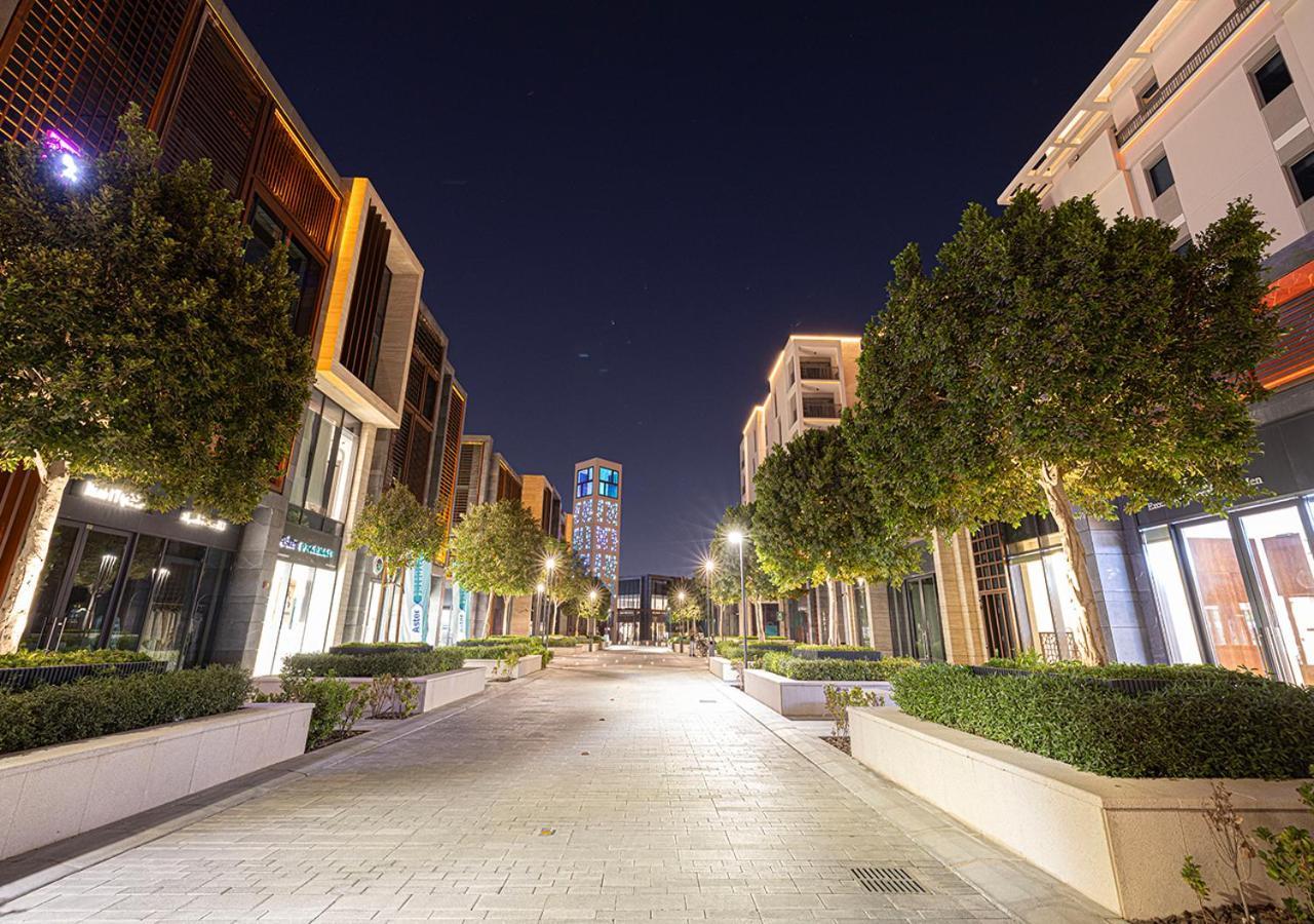 Luxe Diamond With Private Garden *