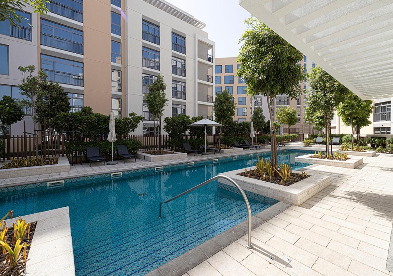 Luxe Diamond With Private Garden Dubai